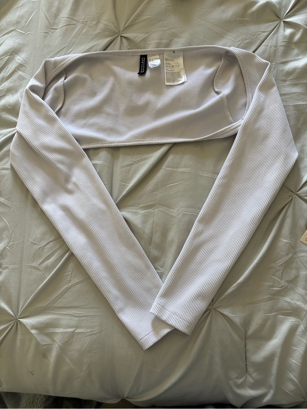 H&M Ribbed Off-Shoulder Shrug Long Sleeve Crop Top - White